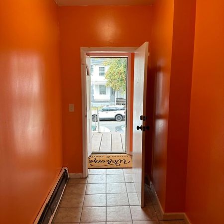 Fidelia Halos Room Queen Bed, Minutes From Newark Liberty International Airport And Newark Penn Station Exteriör bild